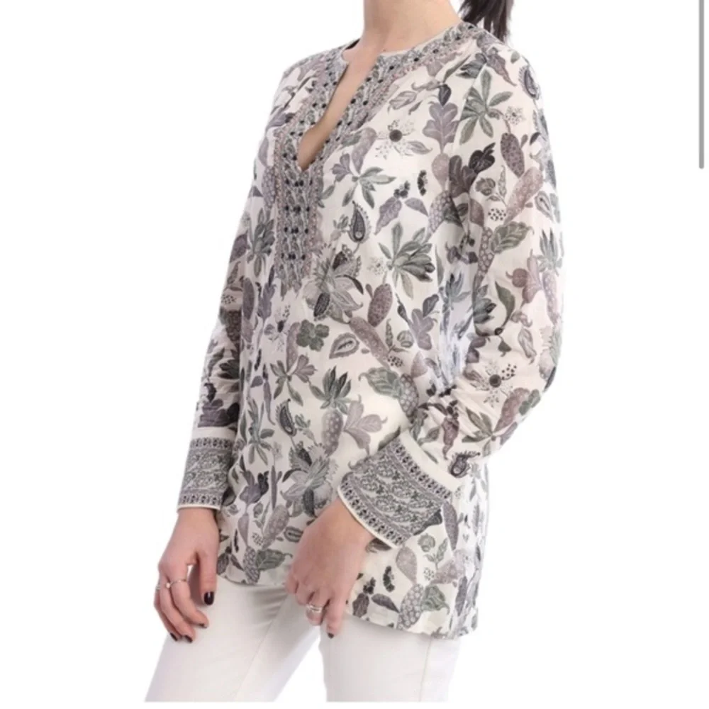 Tory Burch neckline dry